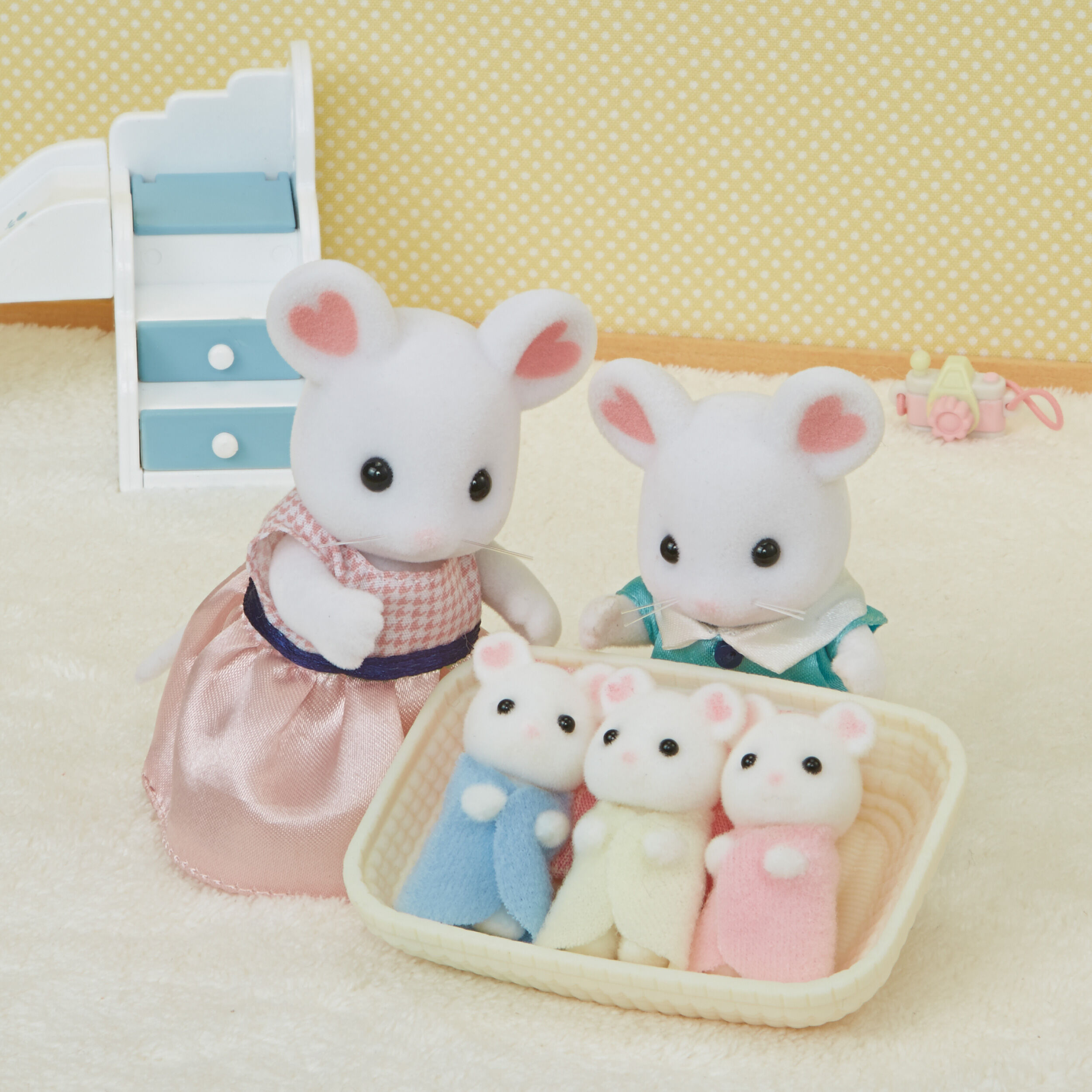 マシュマロネズミのみつごちゃん / 赤ちゃん - シルバニアファミリー