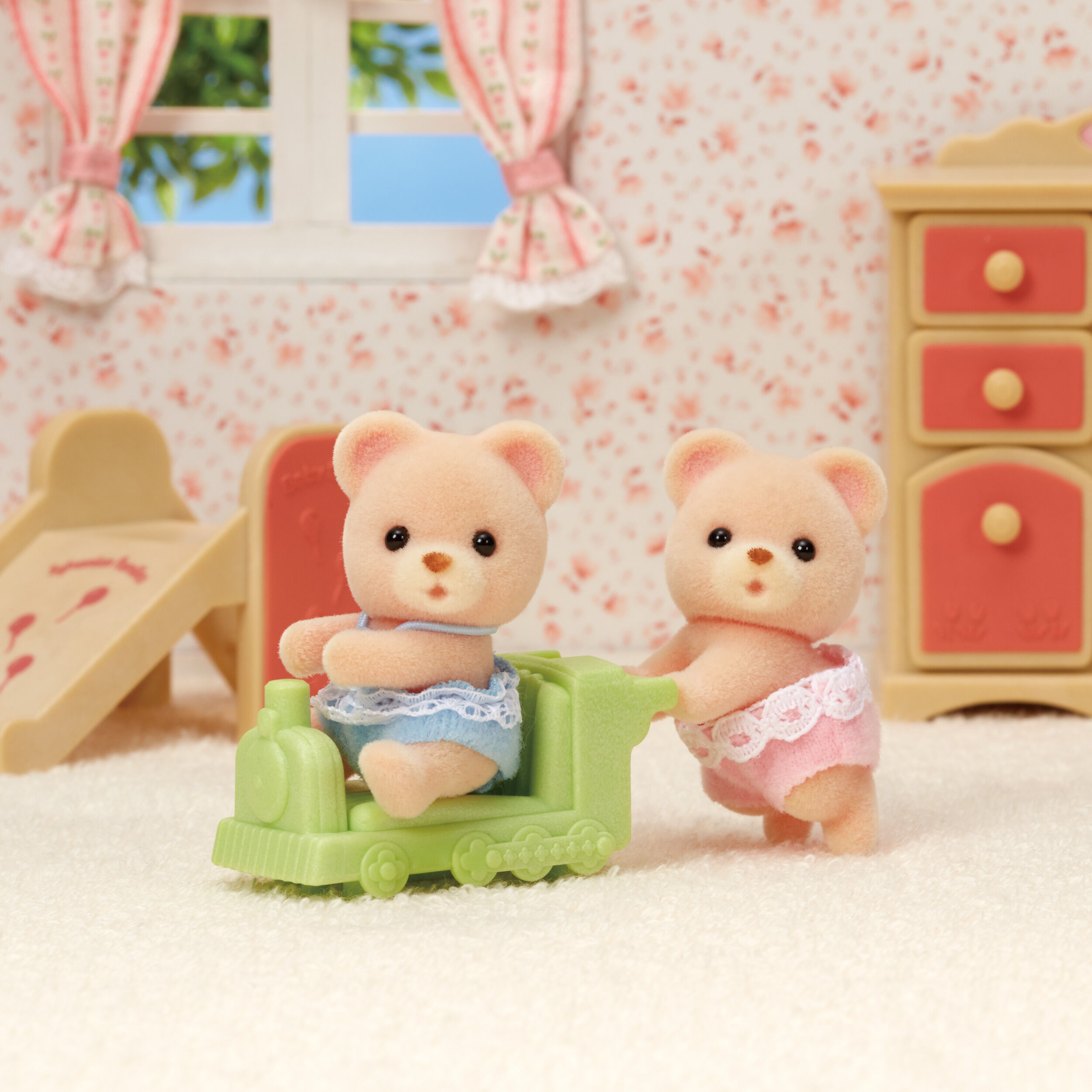 クマのふたごちゃん / 赤ちゃん - シルバニアファミリーオンラインショップ