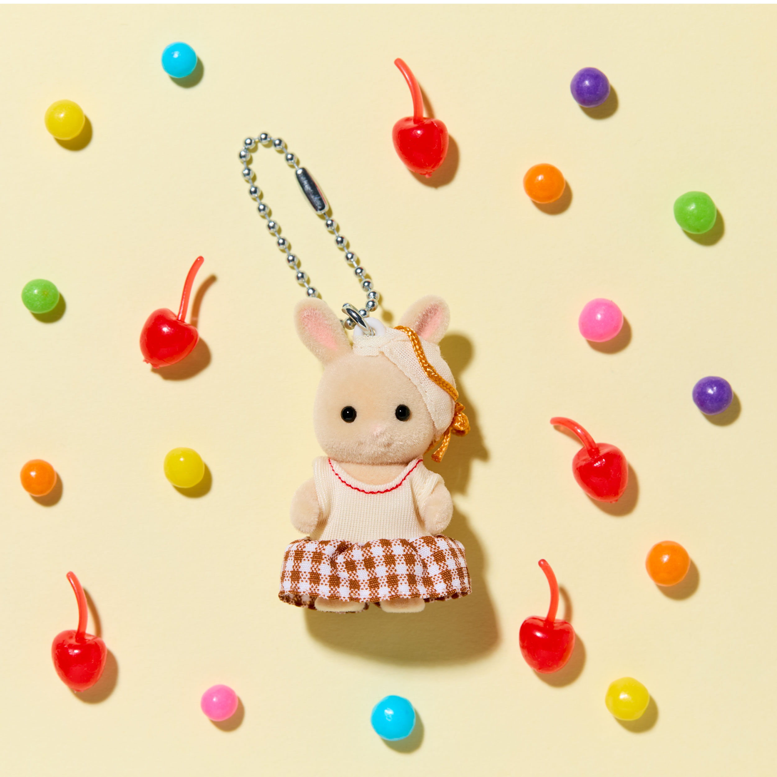 みるくウサギキーホルダー（ジャンパースカート） / キーチェーン