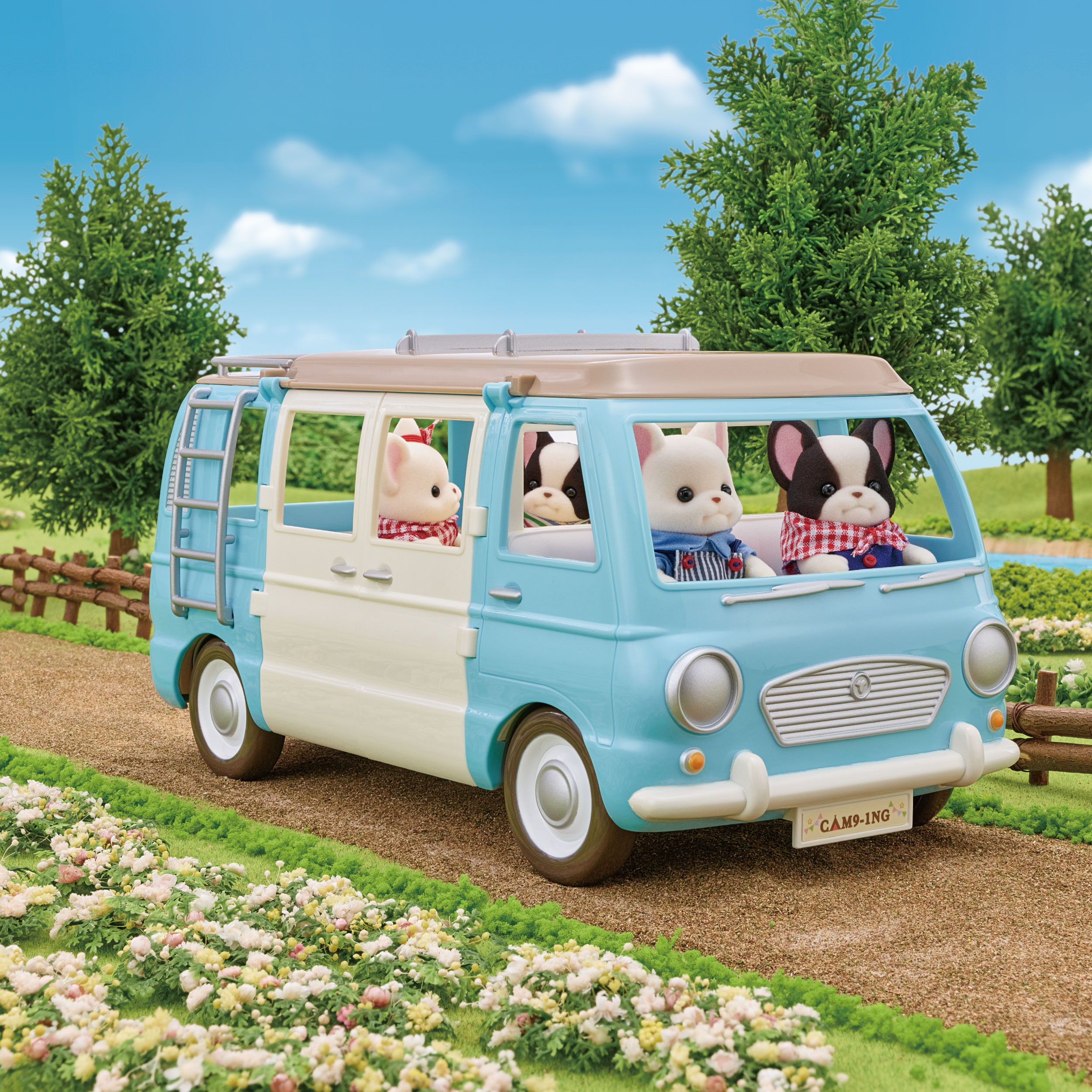 シルバニアファミリー - シルバニア　海外版　キャンピングカー　キャラバン　シルバニア　車　白　ホワイト系 キャラバン / ファミリートリップ - シルバニアファミリー