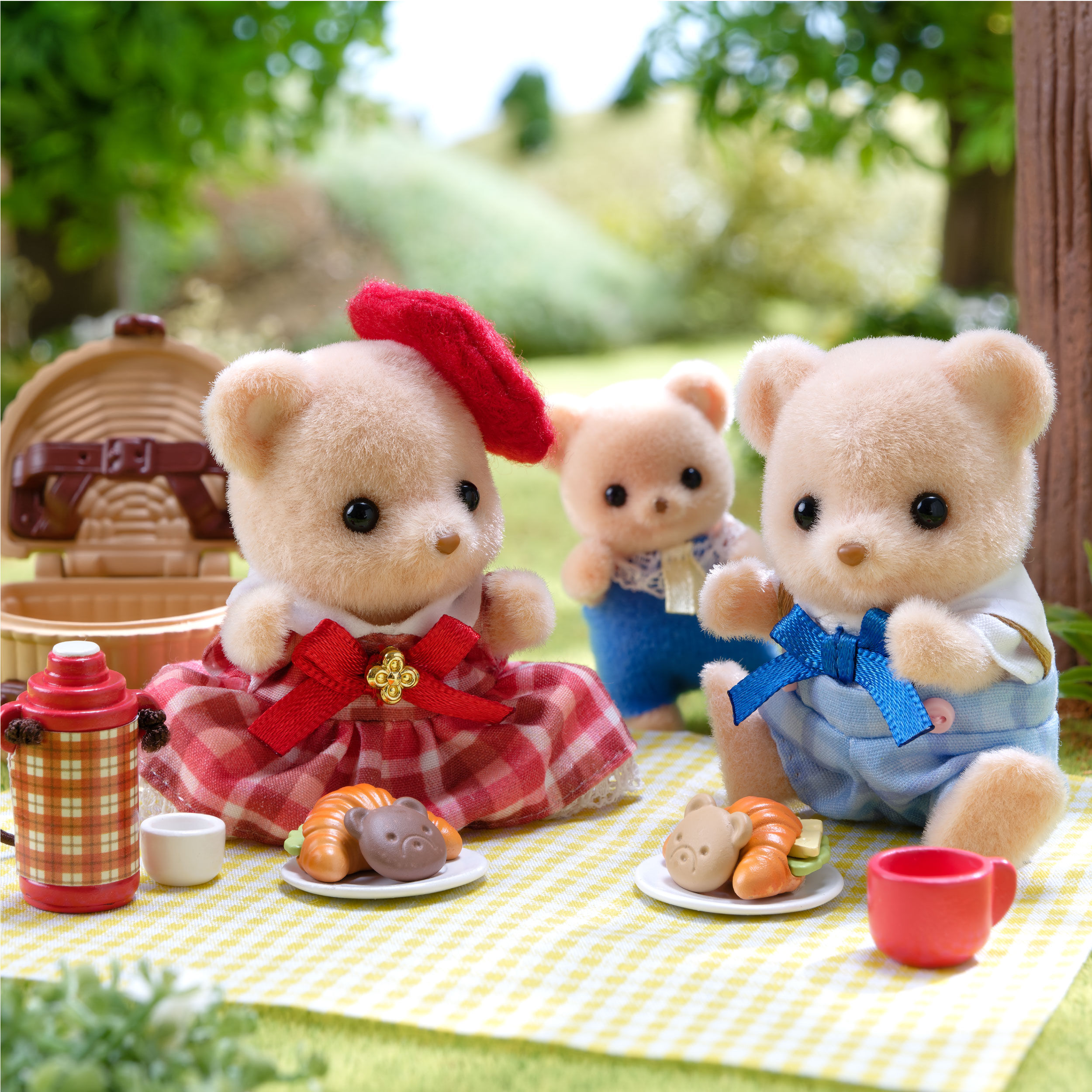 ビスケットクマのきょうだい -ピクニックランチセット- / 家具と人形