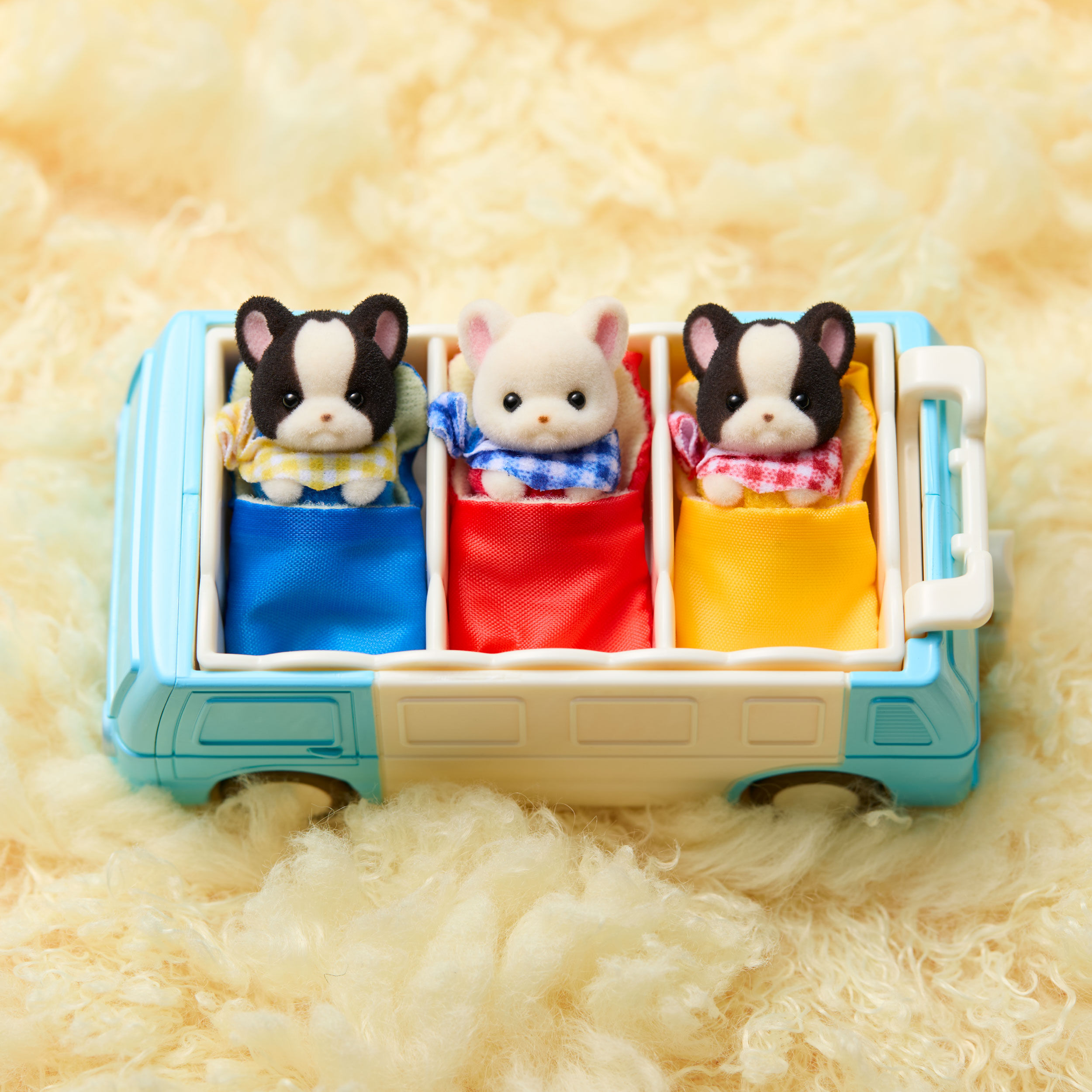 フレンチブルドッグのみつごちゃん -わくわくおでかけセット