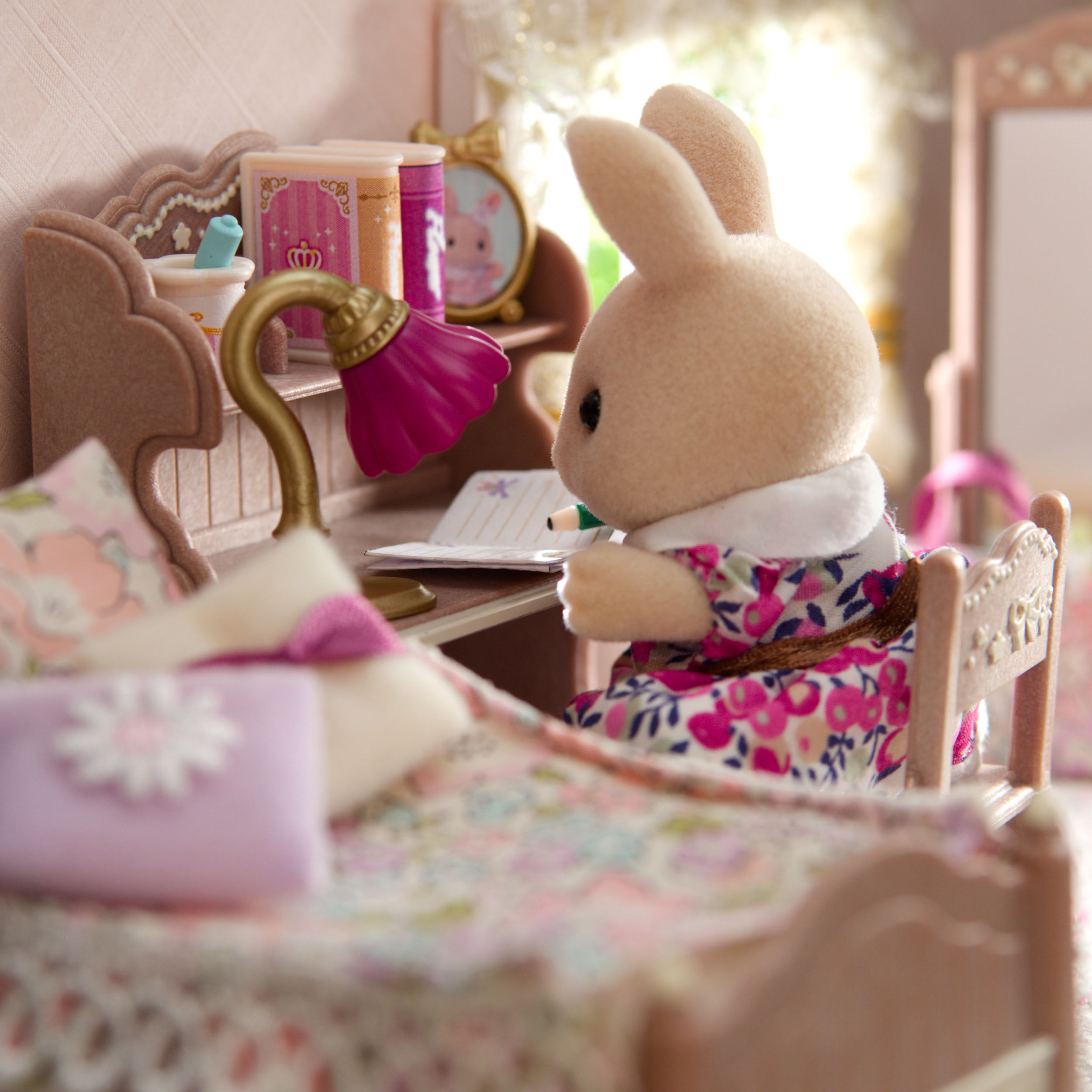 フローラルチャイルドルーム -リバティプリント- / 家具と人形セット