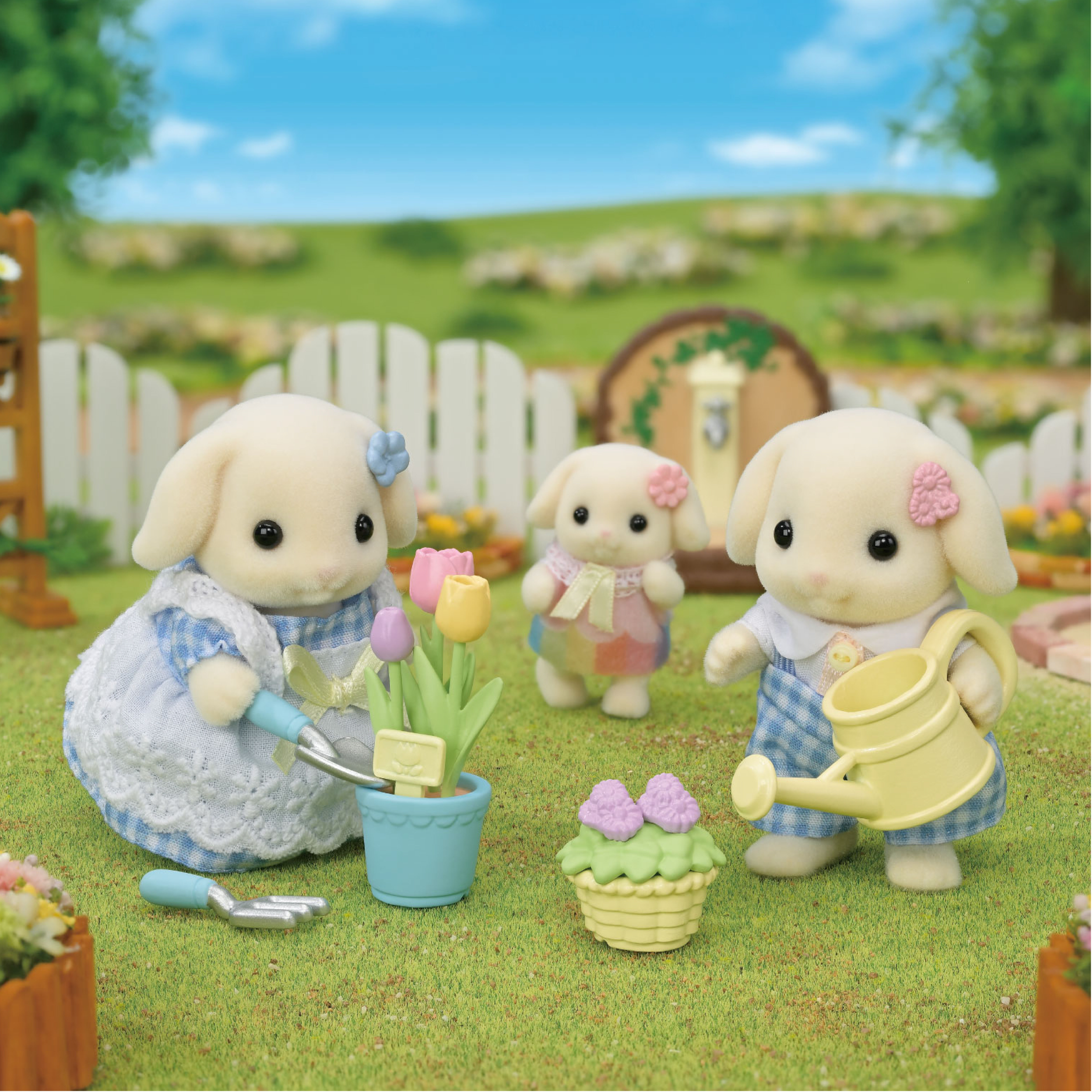 お花おせわセット-フローラウサギきょうだい- / 家具と人形