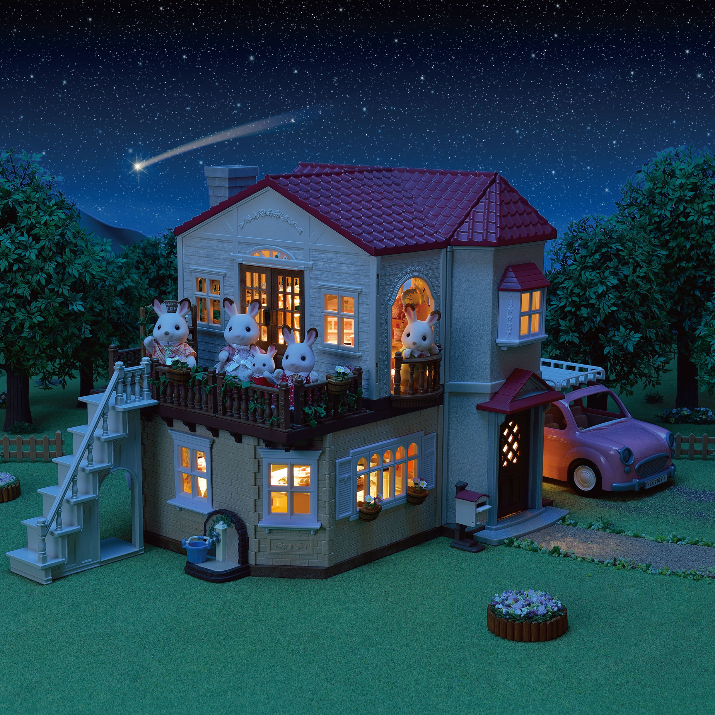 赤い屋根の大きなお家 -屋根裏はひみつのお部屋- / お家 - シルバニア