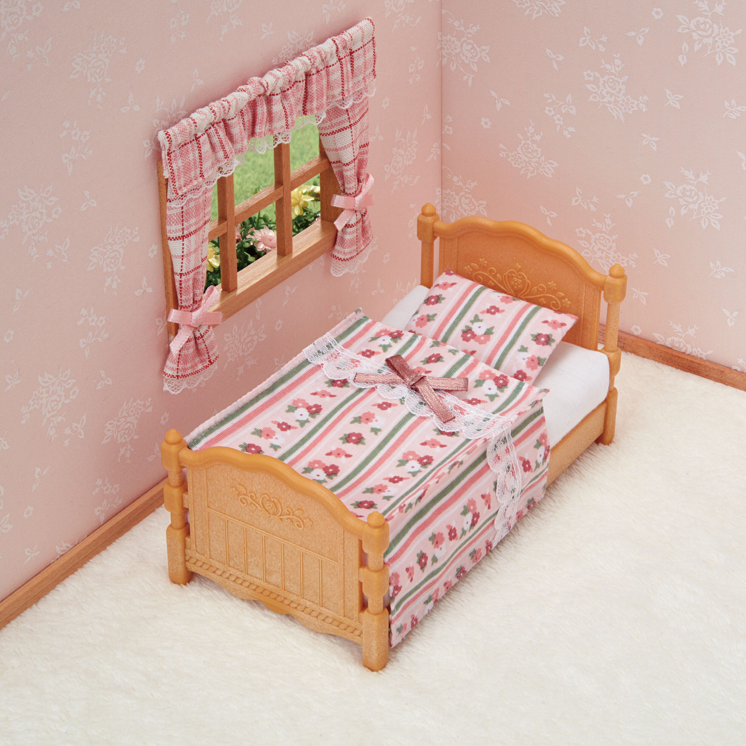 シングルベッド / 家具 - シルバニアファミリーオンラインショップ