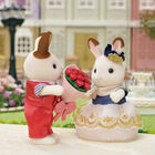 【海外版】街のすてきなカップル, hi-res image number 3