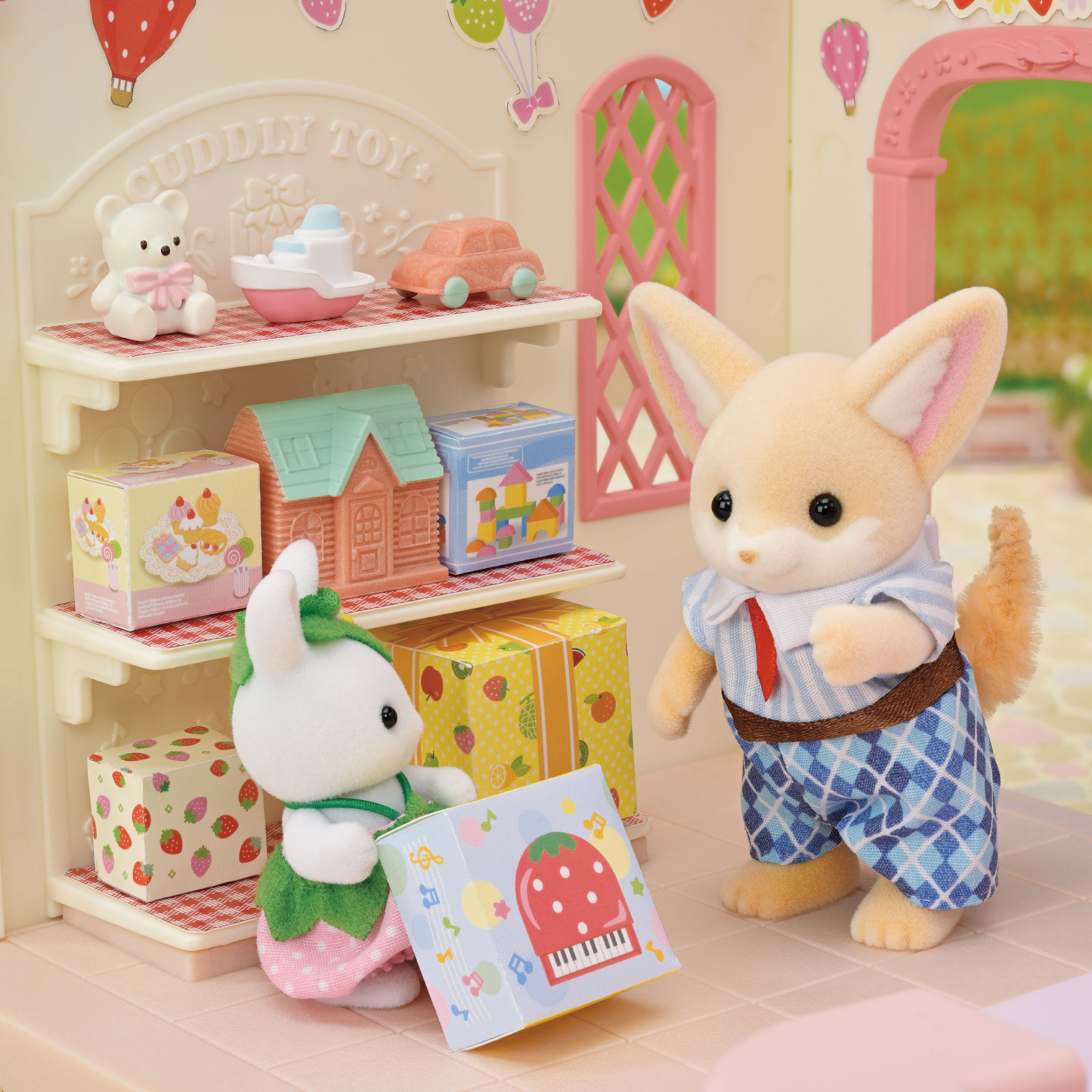いちご大福【シルバニアファミリー】赤ちゃん用服　お出かけセット他 いちご大福様専用【シルバニアファミリー】赤ちゃん用服