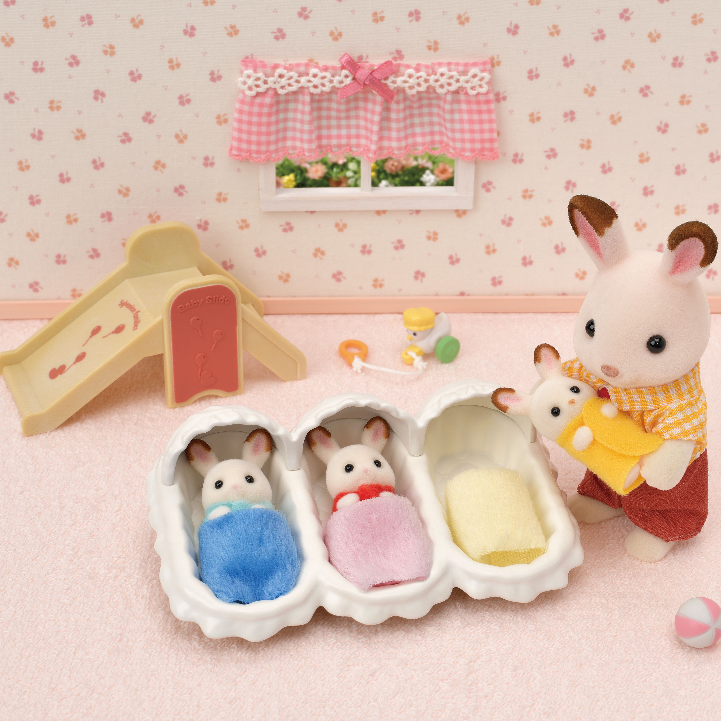 ショコラウサギのみつごちゃんお世話セット / 家具と人形セット